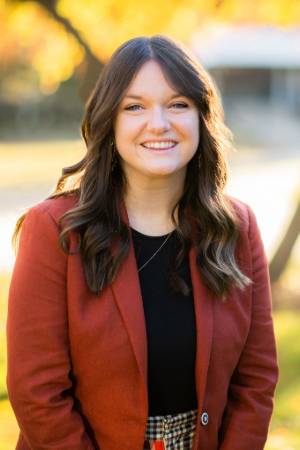 Portrait of Emily McKenna-Makela